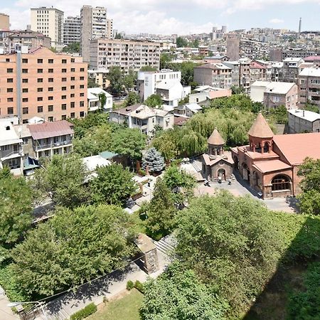 Hotel In Center Of Erevan Exterior foto