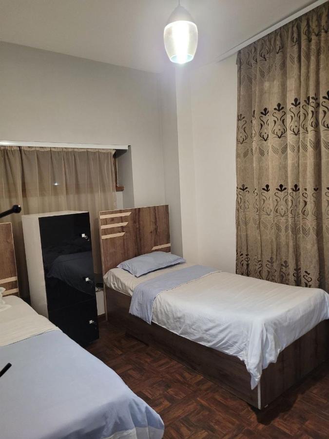 Hotel In Center Of Erevan Exterior foto