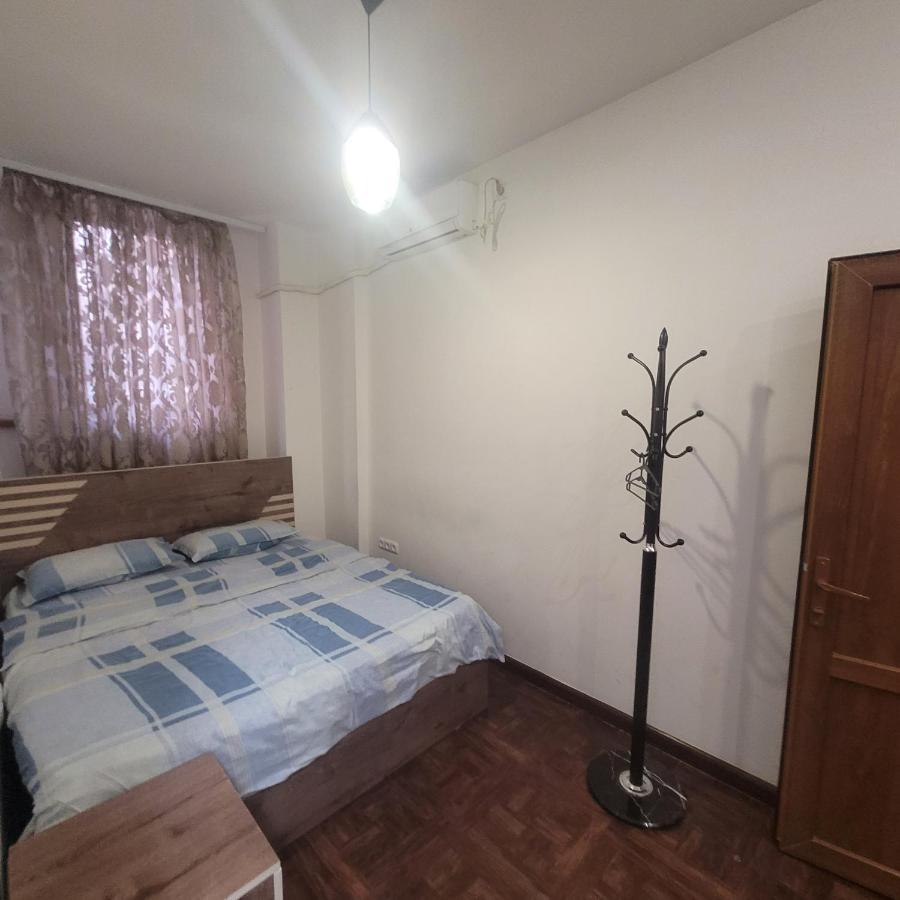Hotel In Center Of Erevan Exterior foto