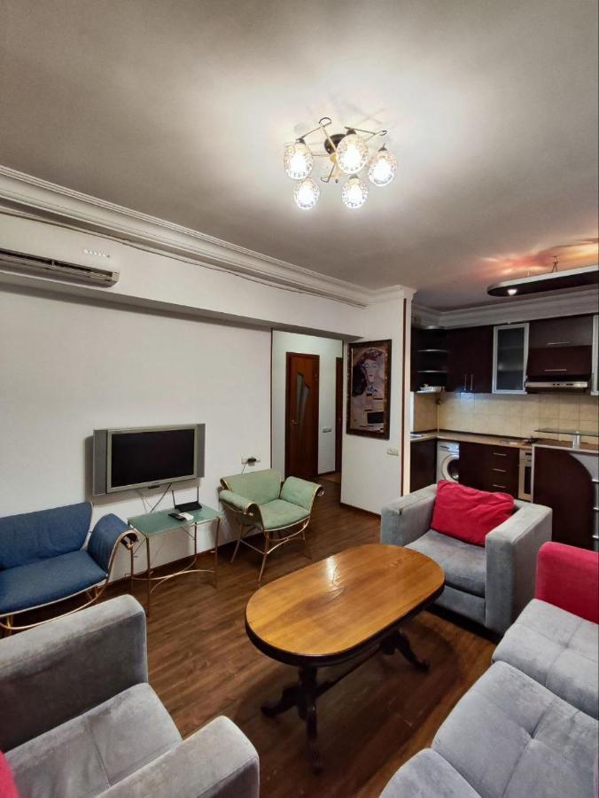 Hotel In Center Of Erevan Exterior foto